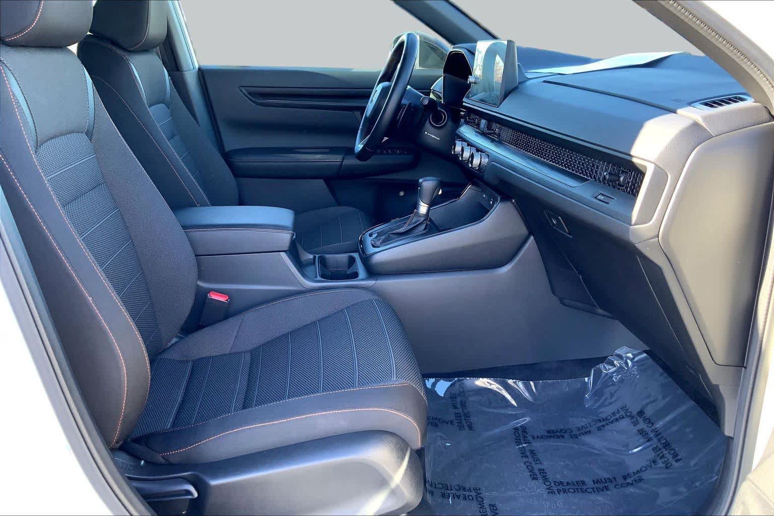 Used 2026 Honda CR-V Sport image 8