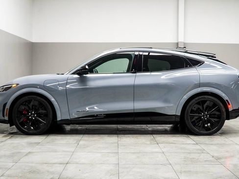 Used 2025 Ford Mustang Mach-E GT image 10