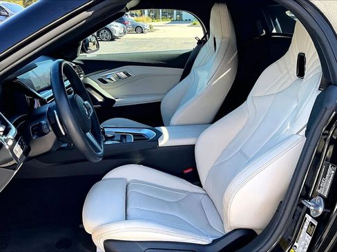 Used 2022 BMW Z4 sDrive30i w/ Premium Package 2 image 7