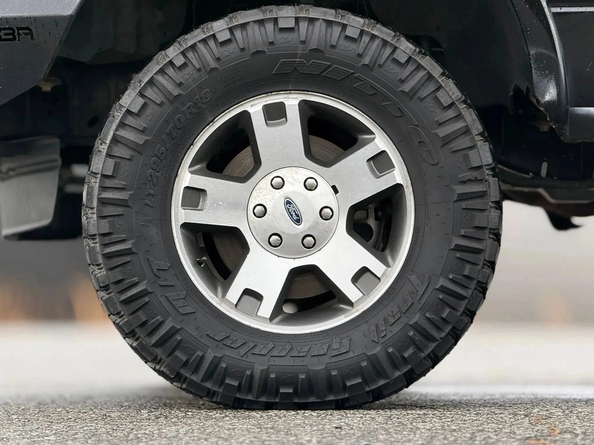 Used 2011 Ford F150 Lariat w/ Lariat Plus Pkg RWD image 29