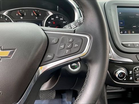 Used 2024 Chevrolet Equinox LT AWD/4WD image 19