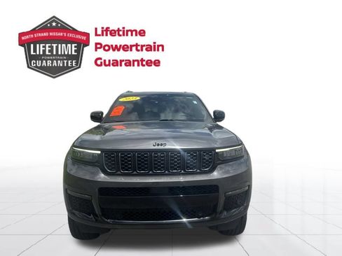 Used 2023 Jeep Grand Cherokee L Summit w/ Advanced Protech Group IV AWD/4WD image 2