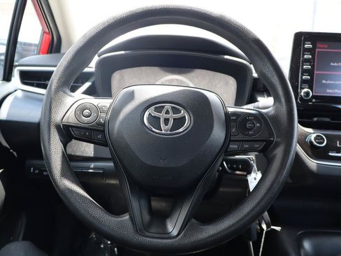 Used 2021 Toyota Corolla LE FWD image 17