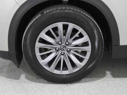 Certified 2024 MAZDA CX-90 3.3 Turbo w/ Preferred Plus image 22