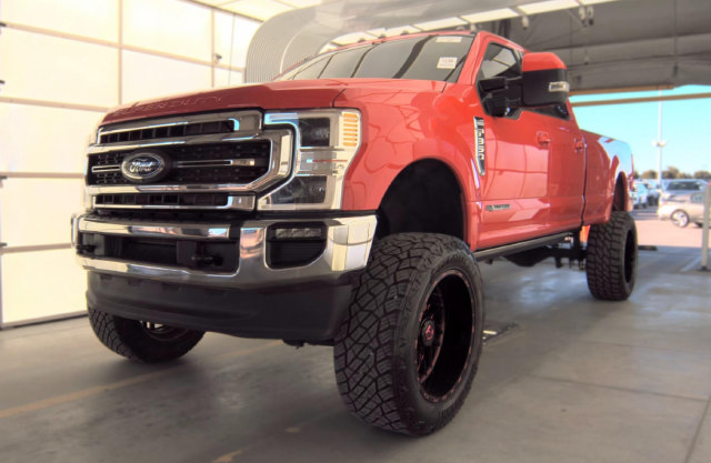 Used 2022 Ford F350 Lariat w/ Lariat Ultimate Package AWD/4WD image 1