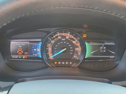 Used 2017 Ford Explorer XLT w/ Equipment Group 202A image 22