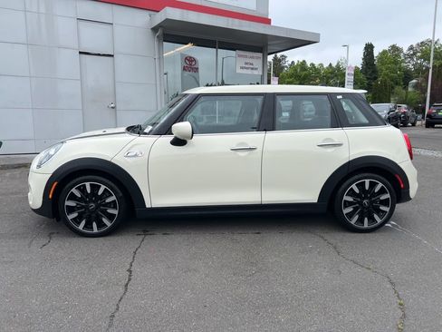 Used 2020 MINI Cooper S FWD image 7