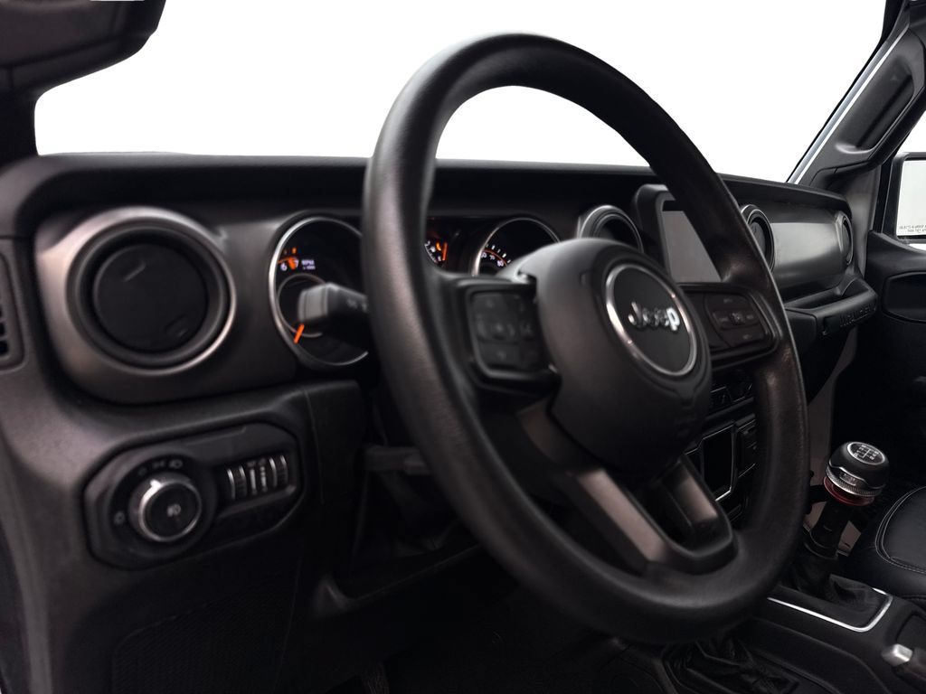 Used 2022 Jeep Wrangler Sport AWD/4WD image 44