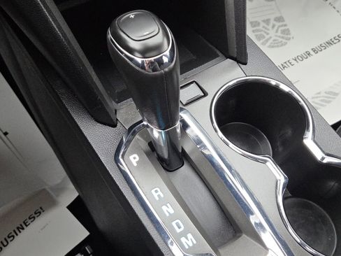 Used 2016 Chevrolet Equinox LT image 32