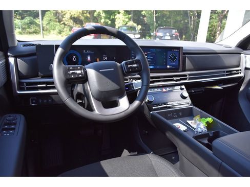 New 2026 Hyundai Santa Fe SE image 12