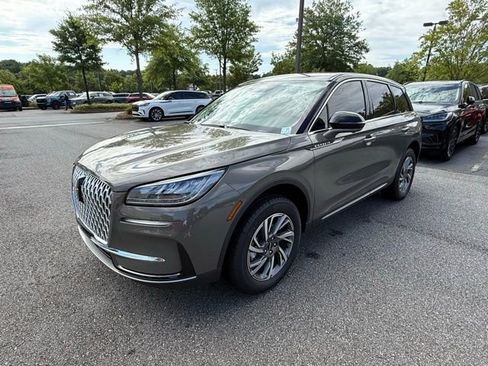 New 2025 Lincoln Corsair FWD w/ Equipment Group 101A image 2