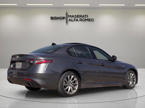 Used 2024 Alfa Romeo Giulia Ti image 7