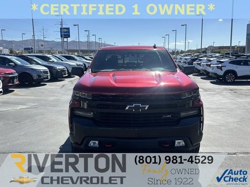 Used 2020 Chevrolet Silverado 1500 LT Trail Boss image 3