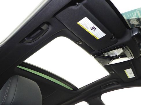 Certified 2023 BMW 530e w/ M Sport Package image 17