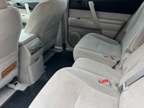 Used 2010 Toyota Highlander 4WD image 13