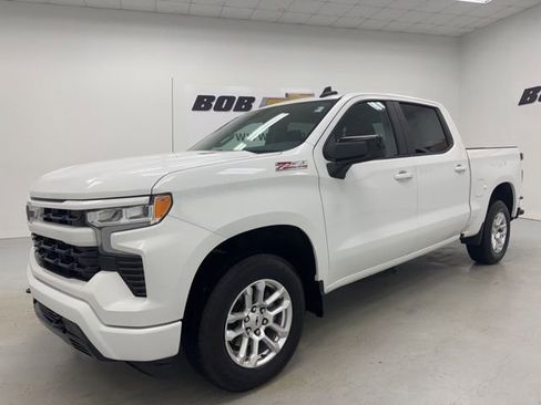 Used 2022 Chevrolet Silverado 1500 RST AWD/4WD image 1