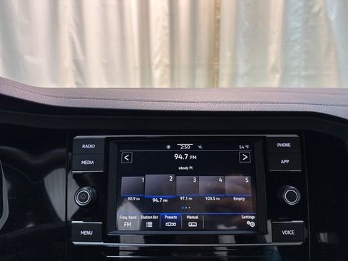 Certified 2023 Volkswagen Jetta Sport image 20