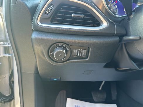 New 2026 Chrysler Pacifica Select image 65