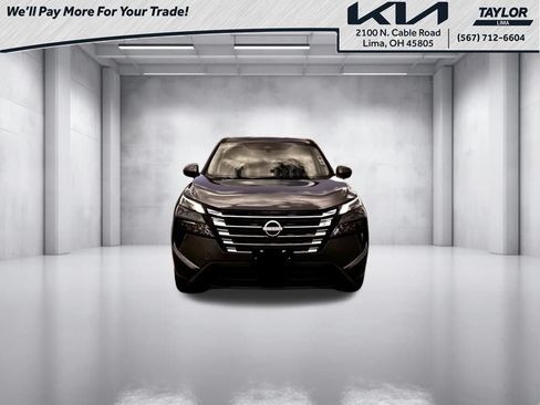 Used 2025 Nissan Rogue SV AWD/4WD image 4