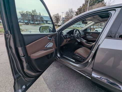 Used 2023 Acura RDX AWD w/ Advance Package image 8