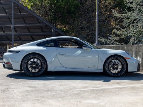 Used 2025 Porsche 911 Carrera 4 GTS AWD/4WD image 12