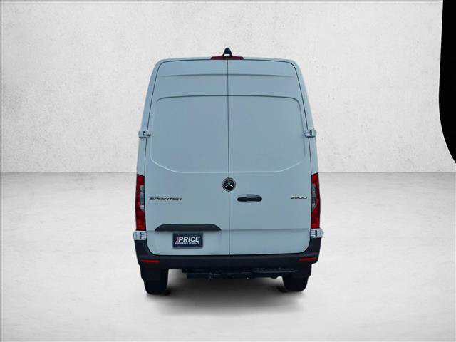 Used 2022 Mercedes-Benz Sprinter 2500 image 7