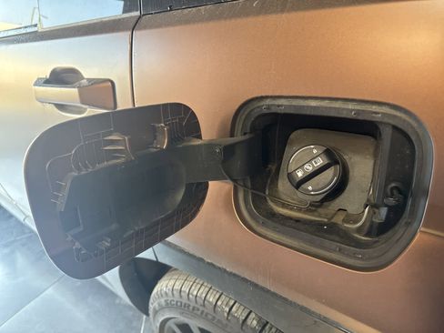 Used 2025 Hyundai Santa Fe Calligraphy image 14