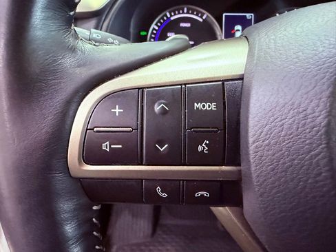 Certified 2020 Lexus RX 450hL AWD w/ Premium Package image 23