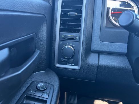 Used 2015 RAM 1500 Tradesman w/ Popular Equipment Group image 18