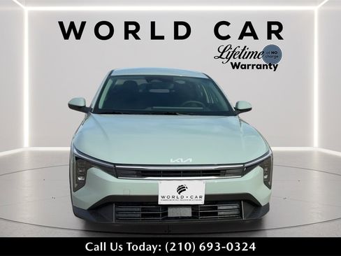 New 2026 Kia K4 LXS image 8