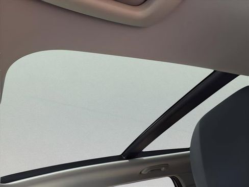New 2025 Kia Sorento EX w/ EX Panoramic Sunroof Package AWD/4WD image 21