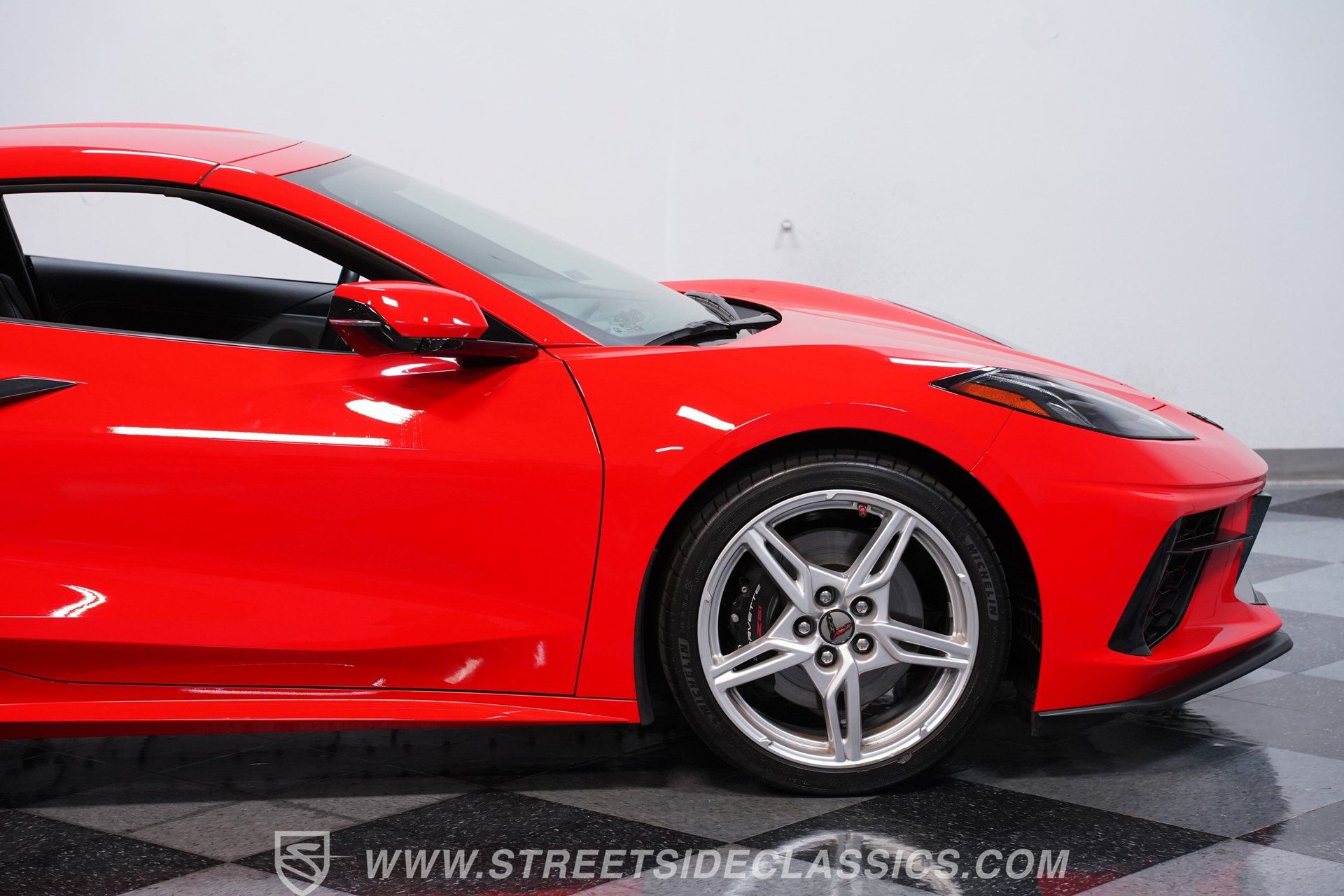 Used 2021 Chevrolet Corvette Stingray Preferred Cpe w/ Z51 Performance Package RWD image 25