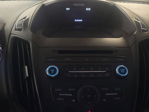 Used 2017 Ford Escape SE image 25