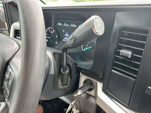 Used 2023 Ford F250 XLT w/ FX4 Off-Road Package AWD/4WD image 19