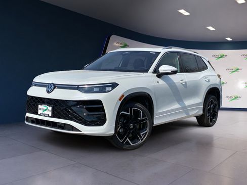 New 2026 Volkswagen Tiguan SEL R-Line AWD/4WD image 3