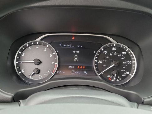 Used 2025 Nissan Frontier SV image 13