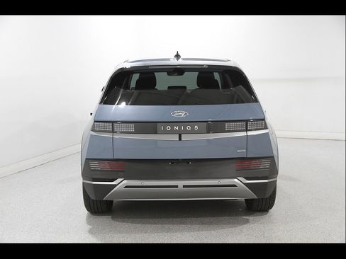 Certified 2024 Hyundai Ioniq 5 SEL AWD/4WD image 23