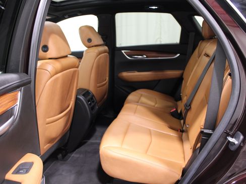 Used 2020 Cadillac XT5 Premium Luxury FWD image 23