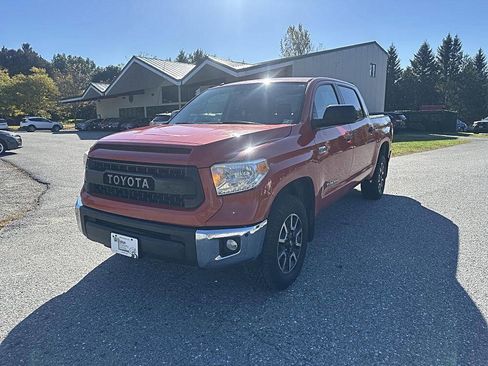 Used 2016 Toyota Tundra SR5 image 1