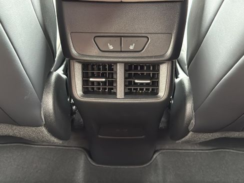 New 2026 GMC Terrain Elevation w/ Elevation Premium Package AWD/4WD image 16