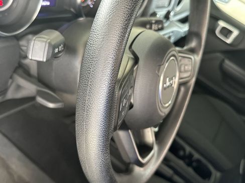 Used 2021 Jeep Wrangler Unlimited Sport image 17