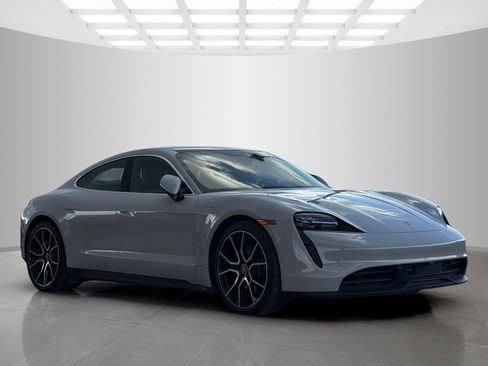 Used 2024 Porsche Taycan 4S image 4