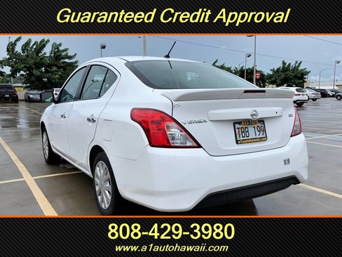 Used 2017 Nissan Versa SV FWD image 7