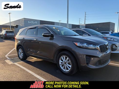 Certified 2020 Kia Sorento LX image 1