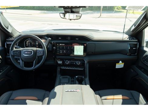 New 2026 GMC Sierra 3500 AT4 w/ AT4 Premium Plus Package AWD/4WD image 34