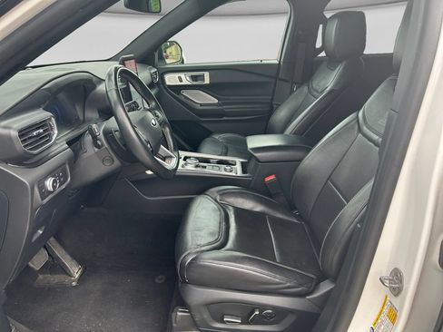 Used 2020 Ford Explorer ST w/ ST High-Performance Pack AWD/4WD image 15