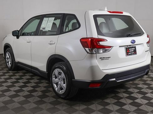 Used 2023 Subaru Forester AWD/4WD image 6