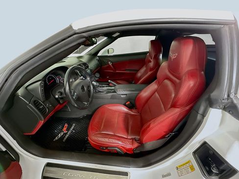 Used 2012 Chevrolet Corvette Grand Sport w/ 3LT Preferred Equipment Group image 13