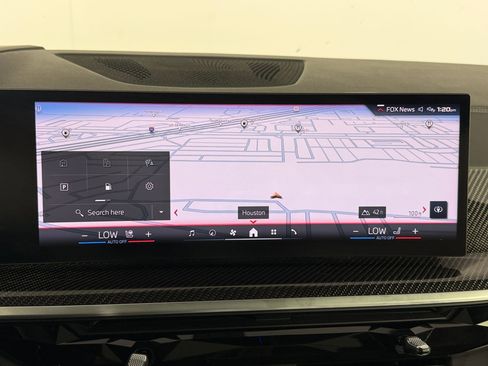 Used 2024 BMW X7 M60i w/ Executive Package image 27