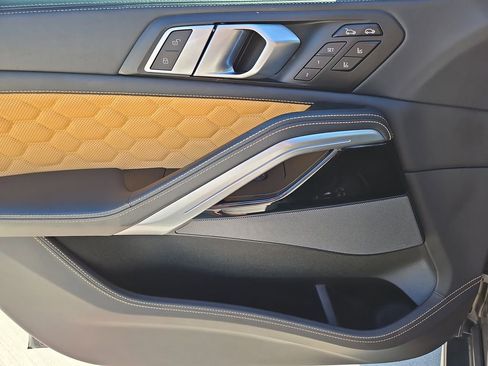 Used 2023 BMW X6 M Competition w/ Competition Package image 15